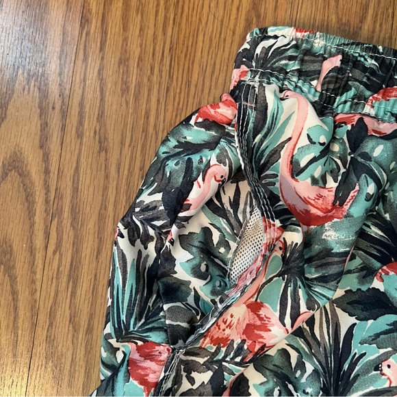 Goodfellow Co. Men’s Green & Pink Flamingo Swim Trunks with Pockets Size Medium - Picture 2 of 7